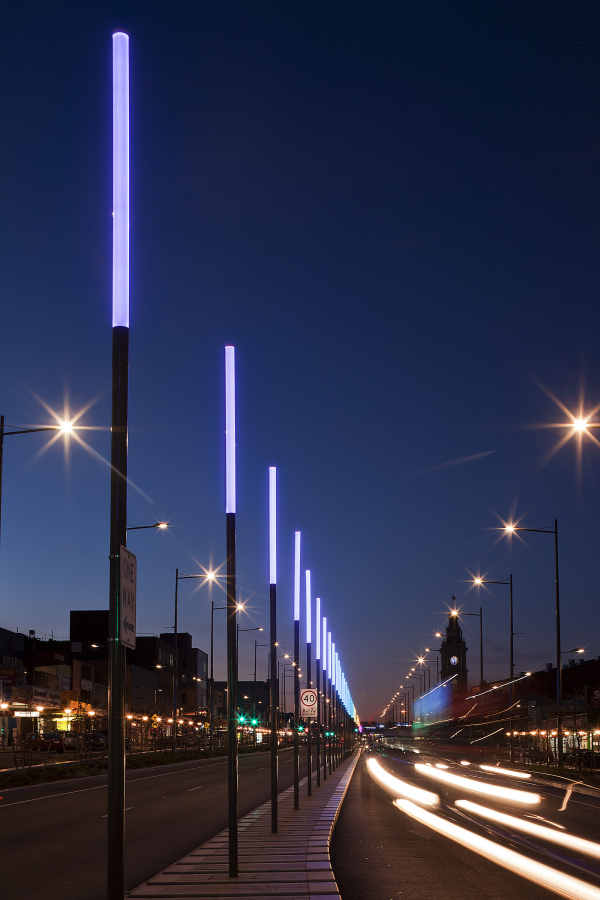 Street lighting. Уличное освещение. Дорожные столбы освещения. Подсветка столбов. Светодиодное освещение улиц.